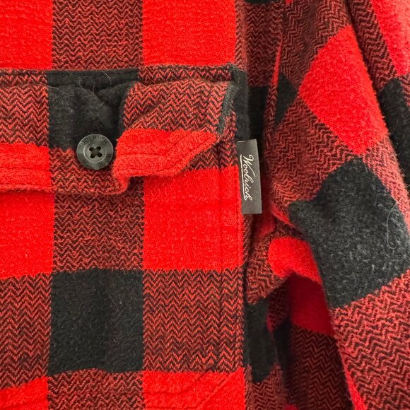 Men's Woolrich Flannel Shirt - Picture 3 of 5